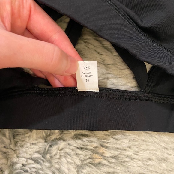 Lululemon Black Bra - Picture 4 of 5